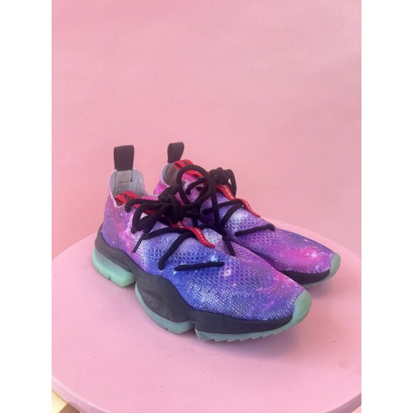 SIA Somewhere in America Galaxy Remove Before Flight Sneaker 6.5 - Picture 1 of 5